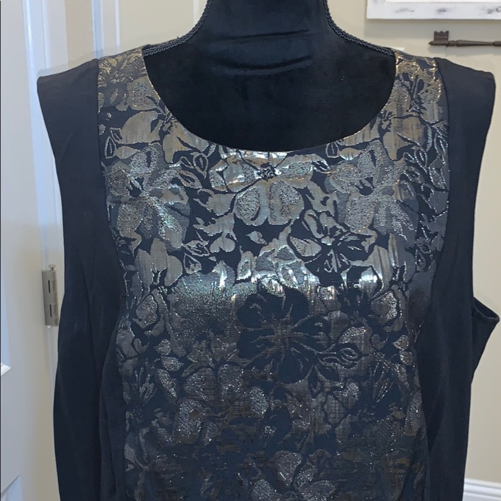 Dress - Picture 2 of 7